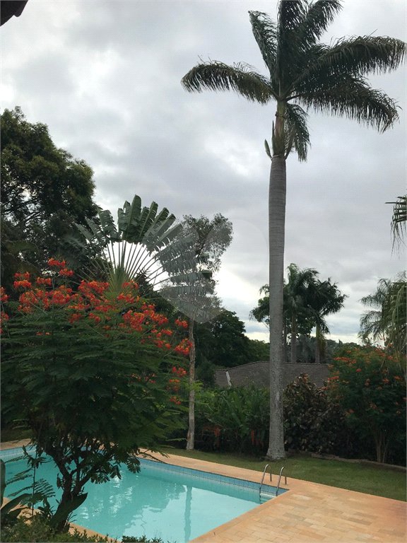 Casa à venda com 5 quartos, sendo 3 suítes, em Recanto das Flores, Indaiatuba, SP