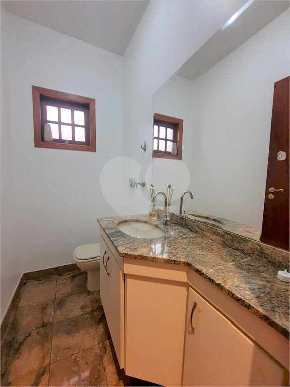 Sobrado à venda com 4 quartos, sendo 2 suítes, em Granja Julieta, São Paulo, SP