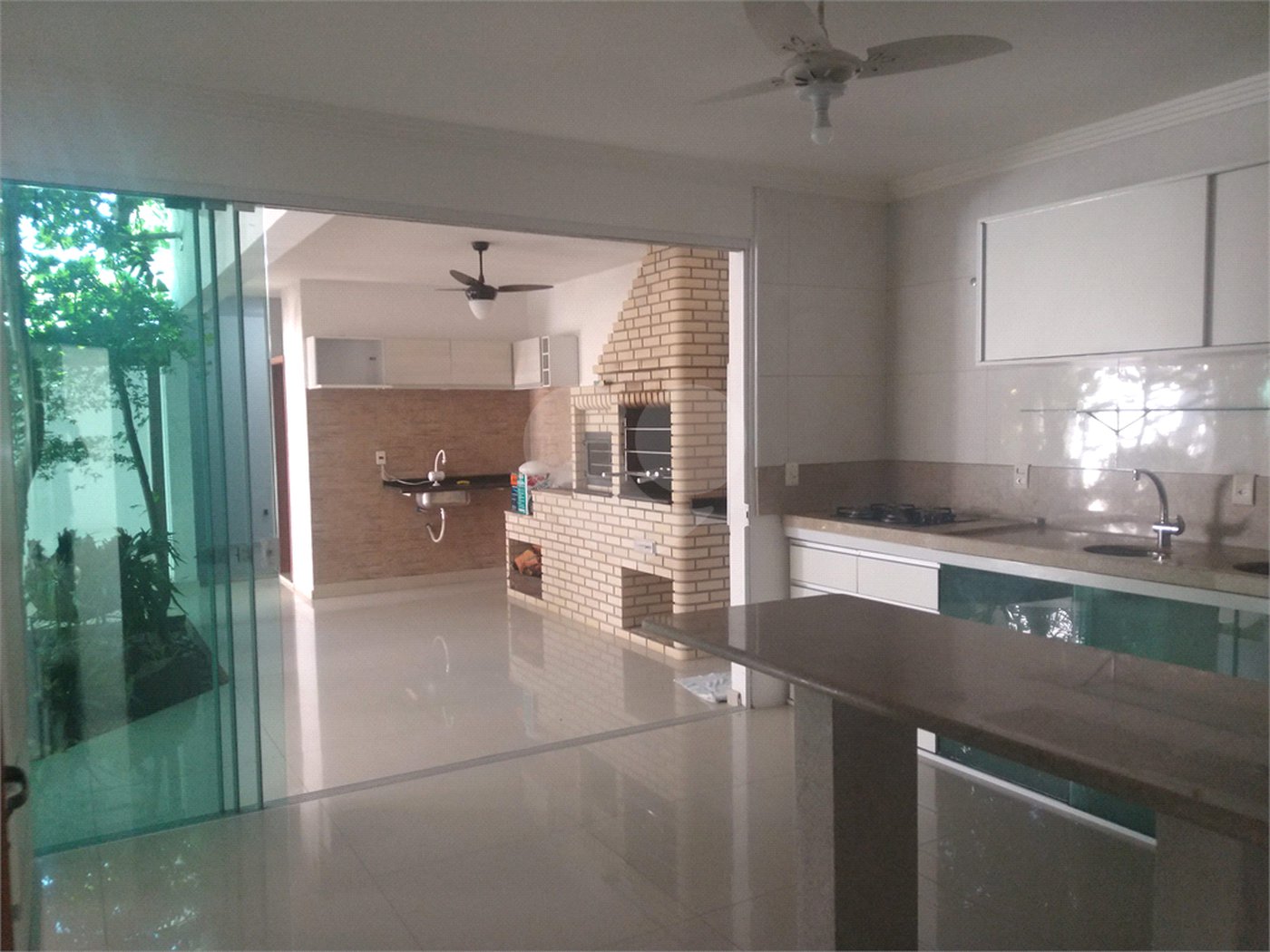 Casa à venda com 4 quartos, sendo 3 suítes, no condomínio Ibiti Royal Park, Sorocaba - SP