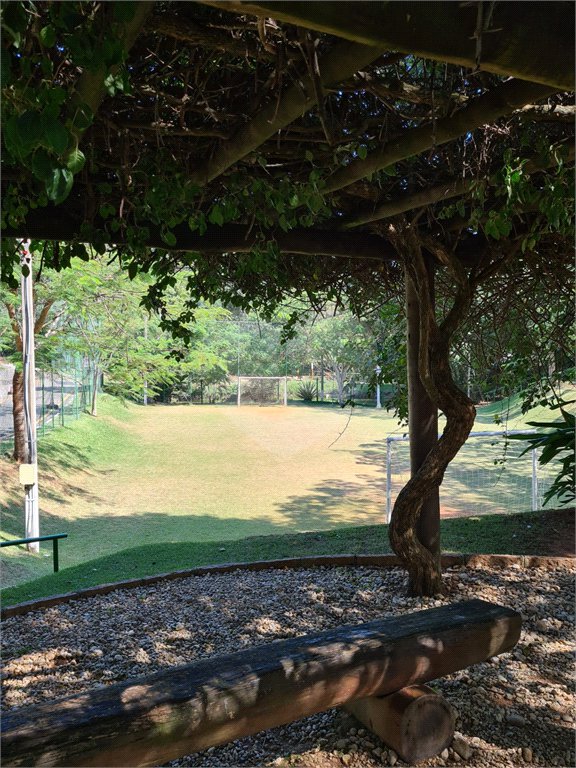 Casa à venda com 3 suítes no condomínio Terras de São Francisco, Vinhedo - SP