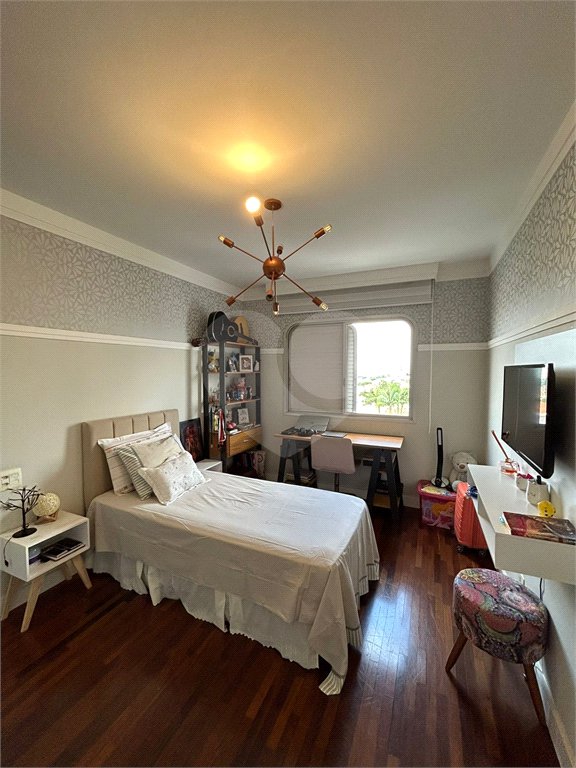 Apartamento à venda com 3 quartos, sendo 1 suíte, em Parque Novo Mundo, São Paulo, SP