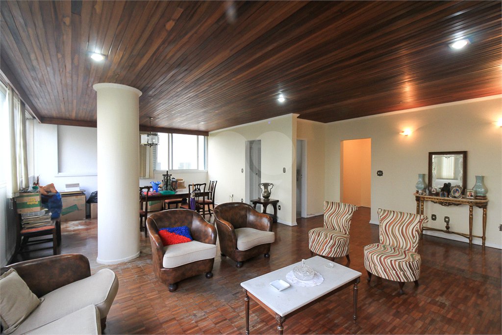 Apartamento à venda com 3 quartos, sendo 1 suíte, em Jardim Paulista, São Paulo, SP