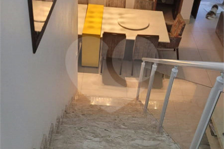 Casa em condomínio à venda com 4 suítes em Guaxinduva, Atibaia, SP