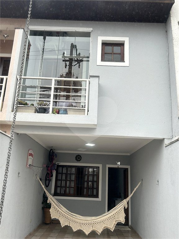 Sobrado à venda com 3 quartos, sendo 1 suíte,  em Vila Marari, São Paulo, SP