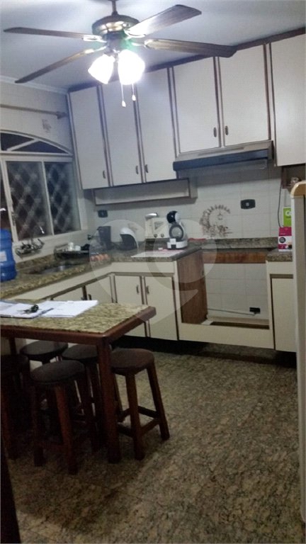 Sobrado à venda com 3 suítes em Jardim Maria Estela, São Paulo, SP