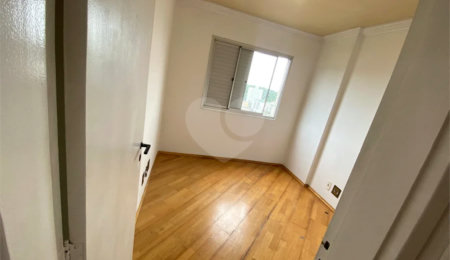 Apartamento à venda com 3 quartos, sendo 1 suíte,  em Horto, São Paulo, SP