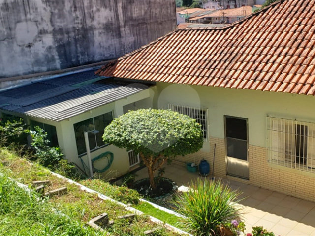 Casa Térrea à venda com 3 quartos em Horto, São Paulo, SP