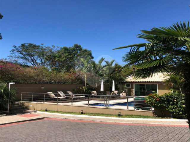 Casa à venda com 4 quartos, sendo 2 suítes,  no condomínio Florada da Serra, São Paulo - SP