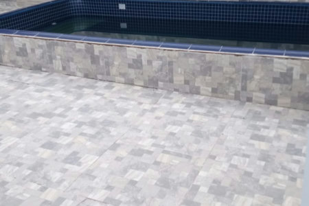 Casa à venda com 2 quartos, sendo 1 suíte, em Bopiranga, Itanhaém - SP
