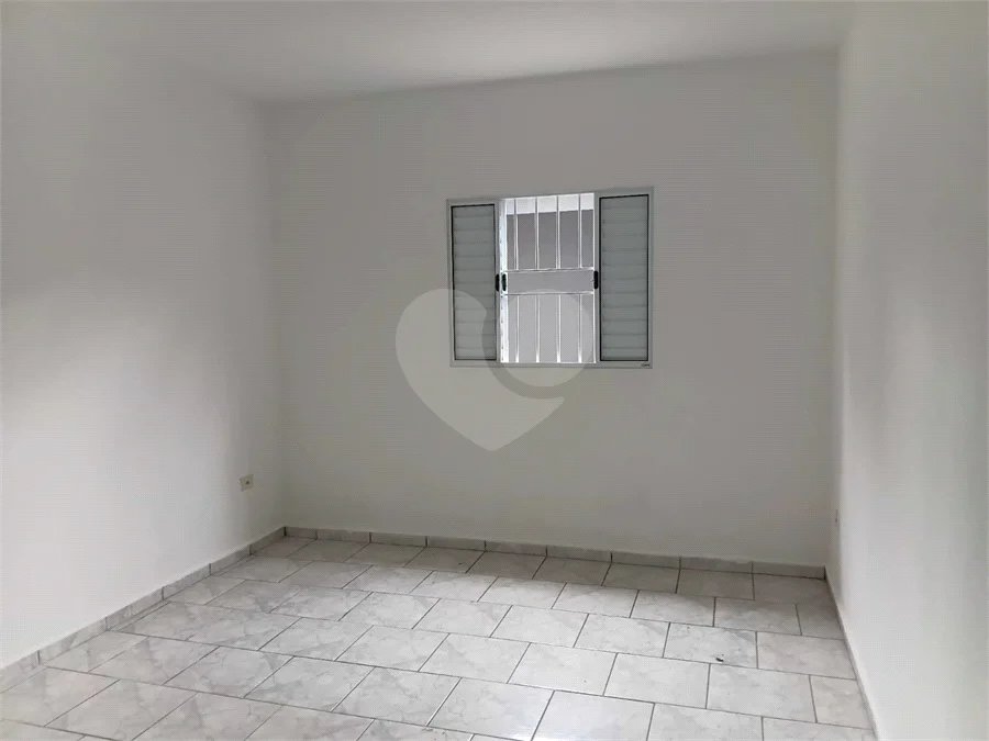 Casa com 2 dormitórios para alugar, 90 m²- Jardim Villaça - São Roque/SP