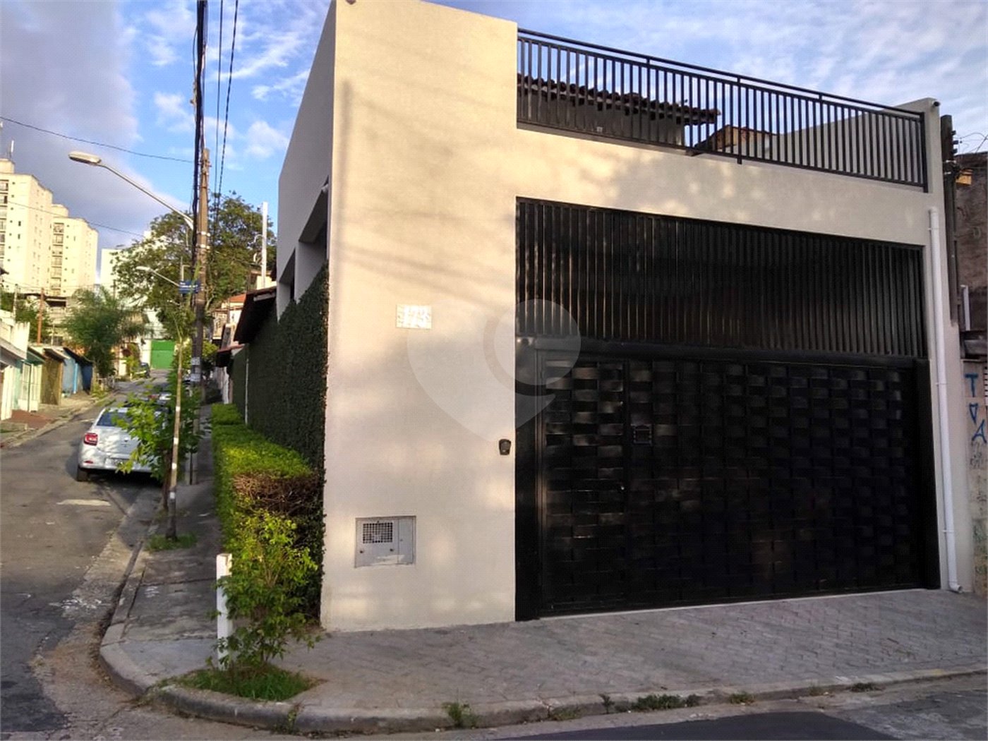 Casa à venda com 3 quartos, sendo 1 suíte,  no condomínio Casa de Rua, São Paulo - SP