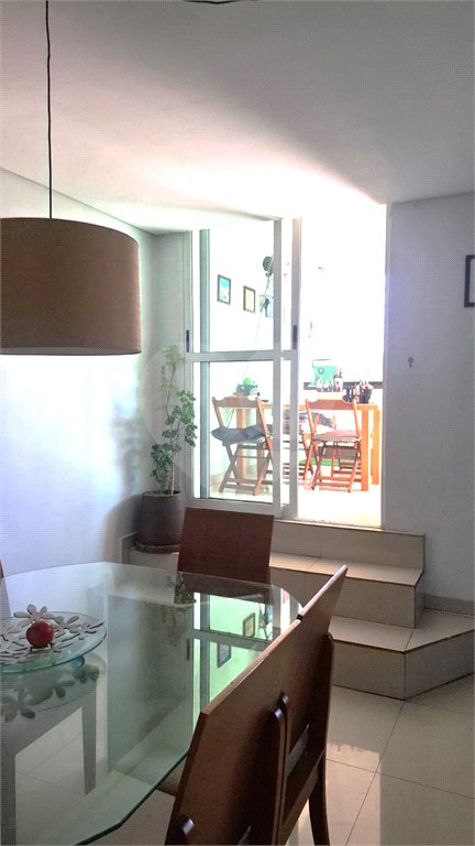 Sobrado à venda com 3 suítes em Vila Pompéia, São Paulo, SP
