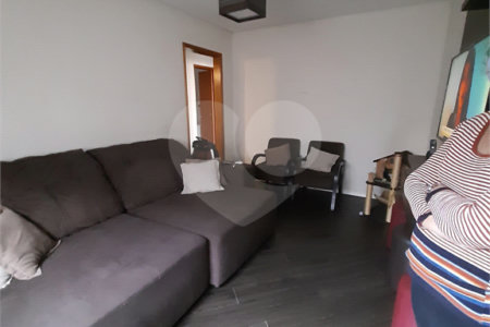 Casa Térrea à venda com 2 quartos, sendo 1 suíte, em Vila Nivi, São Paulo, SP