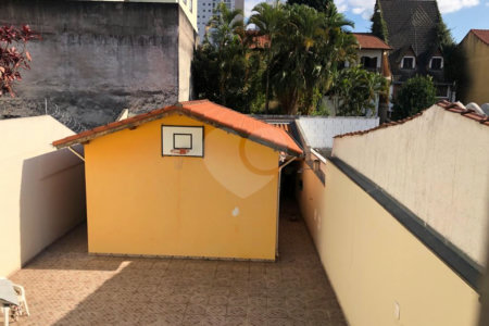 Sobrado à venda com 5 quartos em Parque Vitória, São Paulo, SP