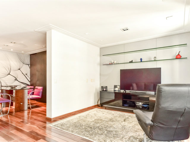Apartamento à venda com 2 quartos, sendo 1 suíte,  em Brooklin, São Paulo, SP