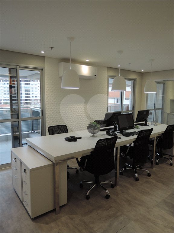 Sala à venda em Santana, São Paulo, SP