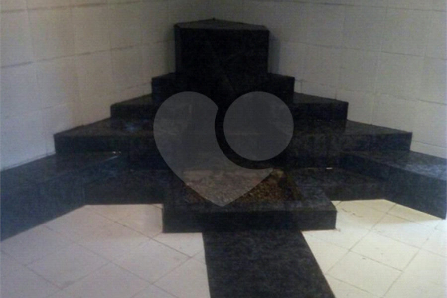 Sobrado à venda com 4 quartos em Jardim Ana Maria, Santo André, SP