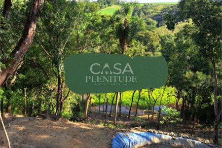 Sítio à venda com 6 quartos, sendo 2 suítes, em Área Rural de Alambari, Alambari, SP