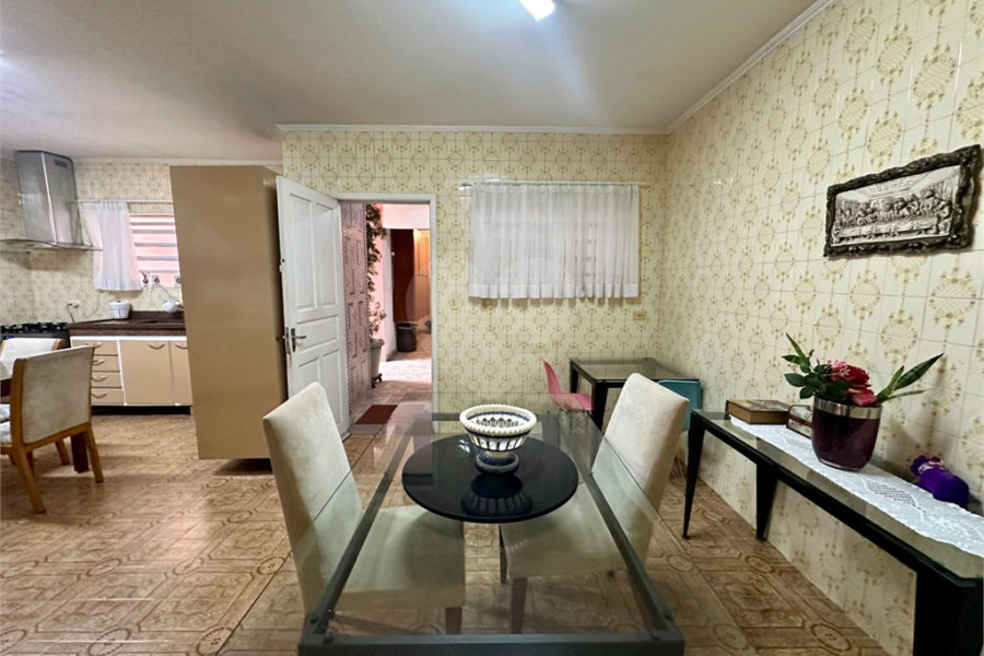 Sobrado à venda com 4 quartos, sendo 1 suíte, em Parque Novo Mundo, São Paulo, SP
