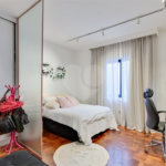 Casa à venda com 4 suítes em Granja Julieta, São Paulo, SP
