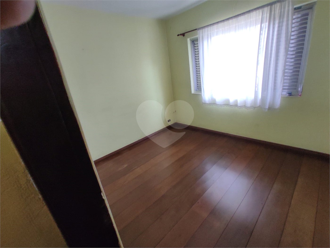 Casa à venda com 4 quartos, sendo 1 suíte, em Vila Galvão, Guarulhos, SP