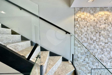 Casa à venda com 2 suítes no condomínio Gran Loft, Cotia - SP