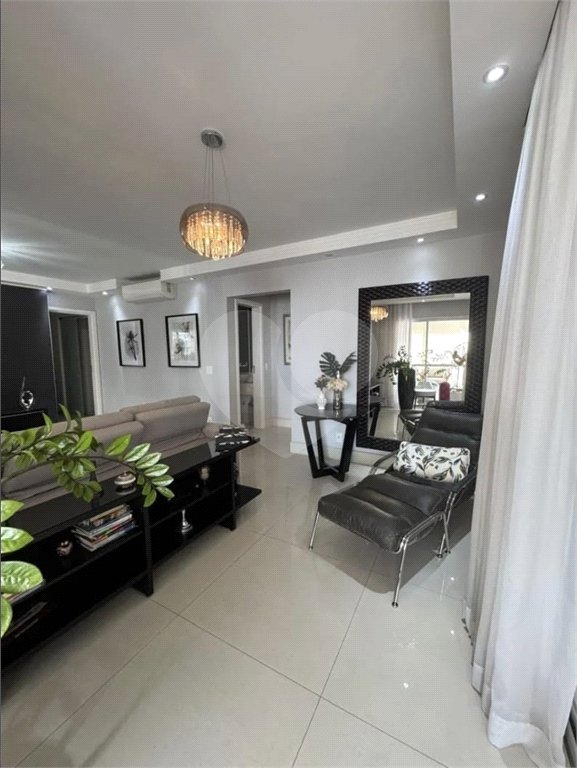 APARTAMENTO NA MOOCA LUXO - PORTEIRA FECHADA - 3 QUARTOS - 4 VAGAS ACEITA PERMUTA