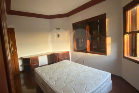 Casa à venda com 3 quartos, sendo 4 suítes,  no condomínio Estância Marambaia, Vinhedo - SP