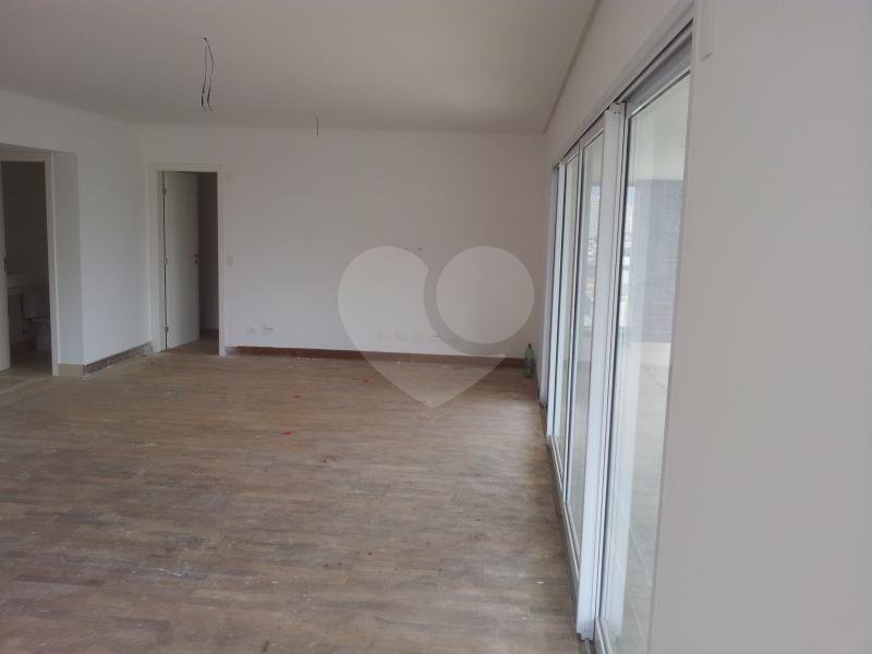 Apartamento à venda com 4 suítes em Santana, São Paulo, SP