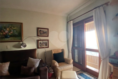Casa Térrea à venda com 5 suítes em Bairro do Cambará, São Roque, SP