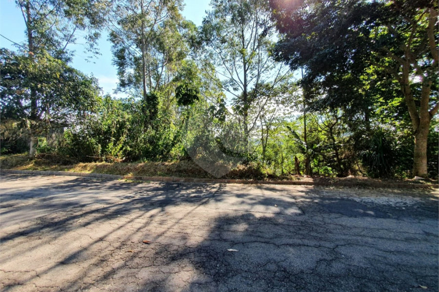 Casa à venda no condomínio Alpes da Cantareira, Mairiporã - SP