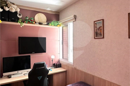 Apartamento à venda com 3 quartos, sendo 1 suíte, em Vila Santa Teresa, Santo André, SP