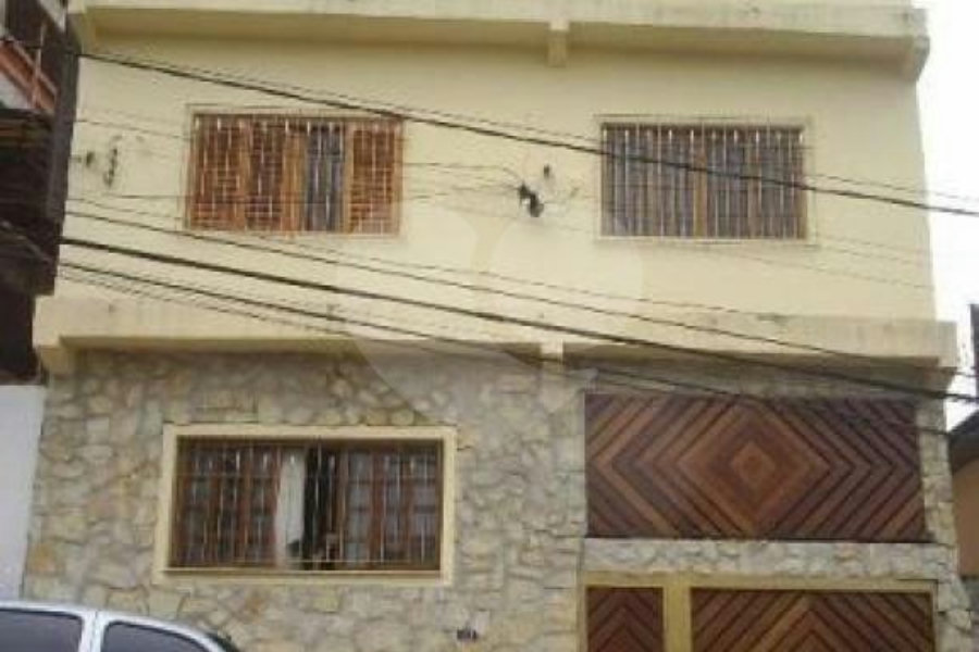 Sobrado à venda ou para alugar com 3 quartos, sendo 2 suítes, em Santana, São Paulo, SP