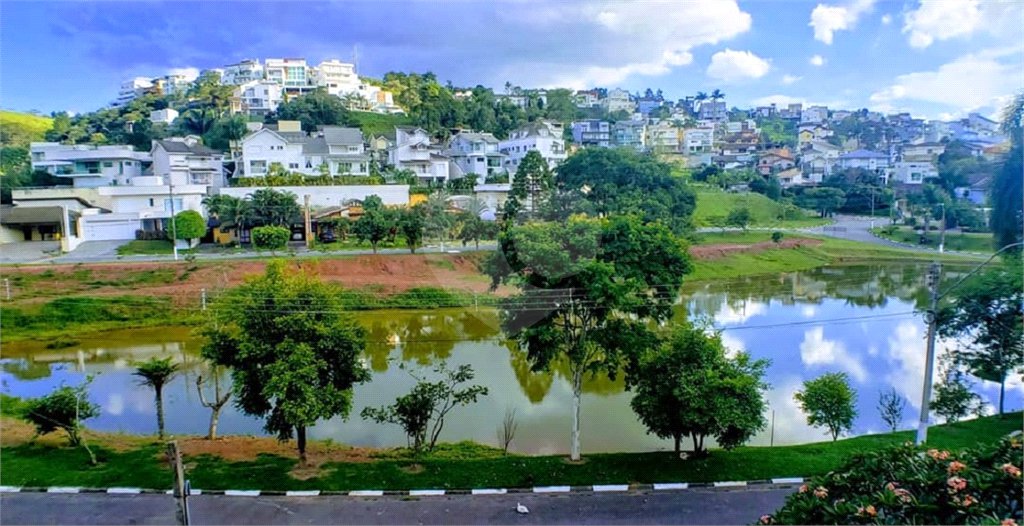 Terreno à venda no condomínio Arujá Hills Iii, Arujá - SP