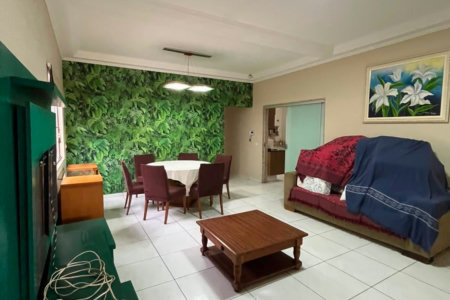 Casa à venda ou para alugar com 3 quartos, sendo 1 suíte,  em Jardim dos Ipes, Três Lagoas, MS