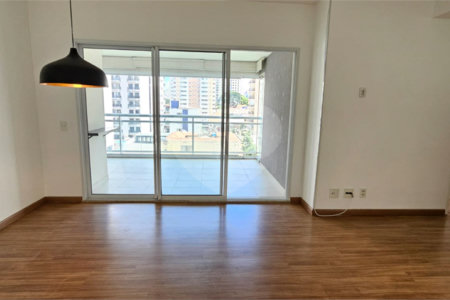 Apartamento à venda com 3 quartos, sendo 1 suíte, em Água Branca, São Paulo, SP