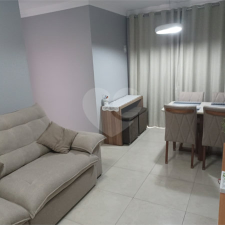 Apartamento à venda com 2 quartos, sendo 1 suíte,  em Jardim Flor da Montanha, Guarulhos, SP