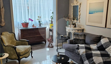 Apartamento à venda com 3 quartos, sendo 1 suíte,  em Vila Olímpia, São Paulo, SP