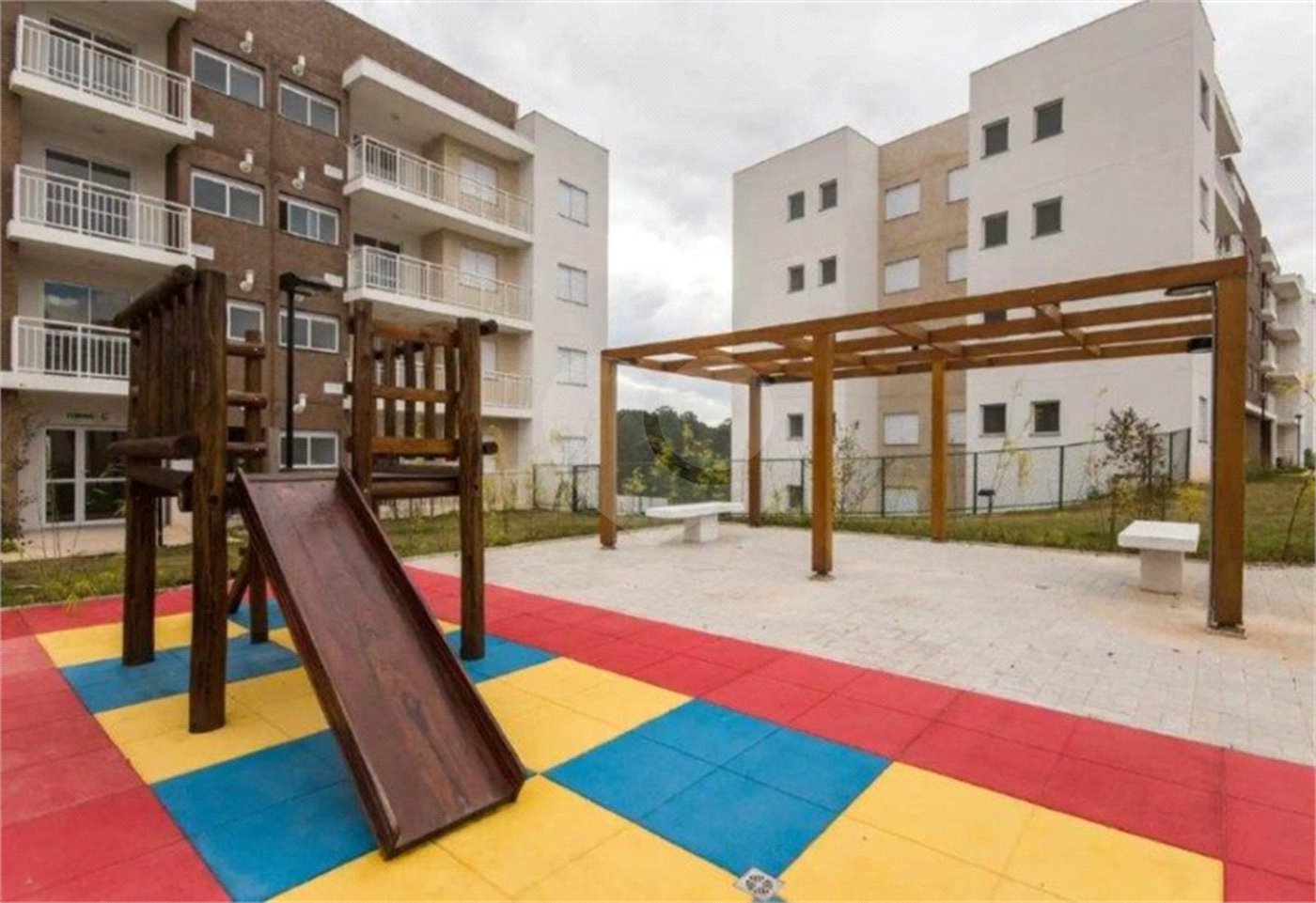 Apartamento à venda com 2 quartos, sendo 1 suíte, em Gramado, Cotia, SP
