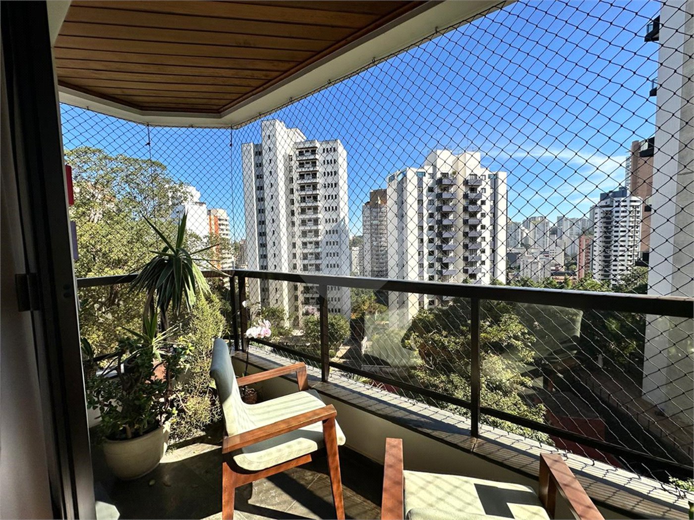 Apartamento à venda com 3 quartos, sendo 1 suíte, em Vila Andrade, São Paulo, SP