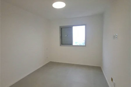 Apartamento à venda com 3 quartos, sendo 1 suíte, em Vila Andrade, São Paulo, SP