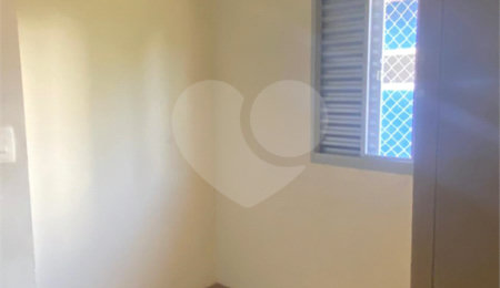 Casa à venda com 3 quartos, sendo 1 suíte,  em Vila Suissa, Mogi das Cruzes, SP