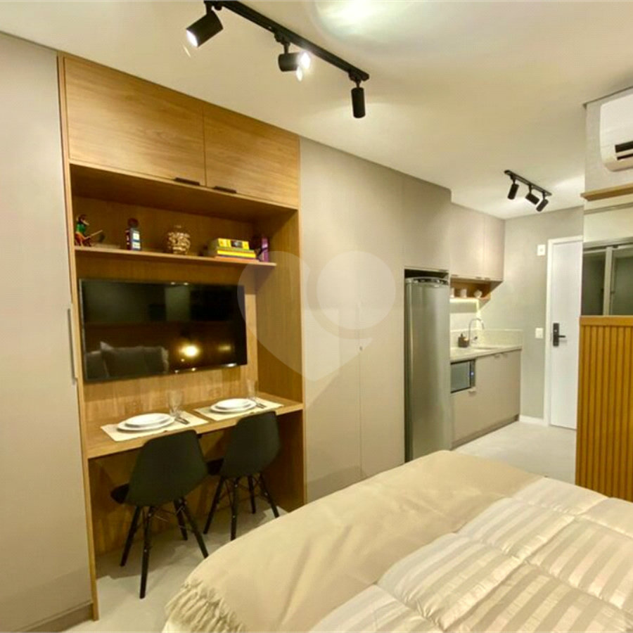 Studio com 23m2 no Campo Belo.