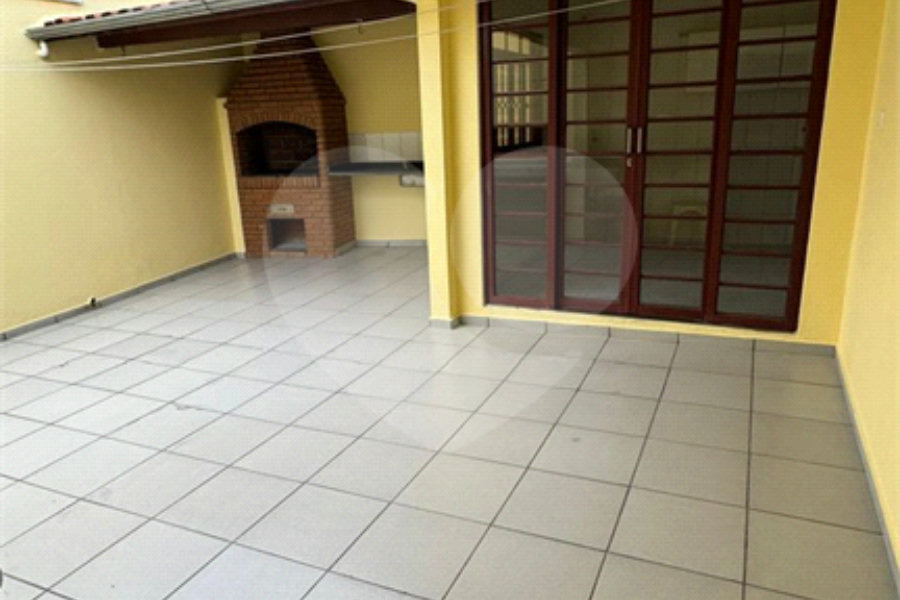 Sobrado à venda com 2 quartos, sendo 1 suíte, em Vila Prudente, São Paulo, SP