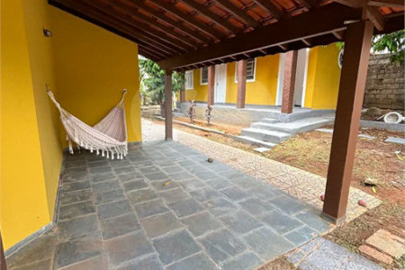 Chácara à venda com 3 quartos, sendo 1 suíte, em Bosque, Vinhedo, SP