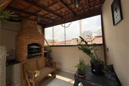 Sobrado à venda com 2 quartos em Ferreira, São Paulo, SP