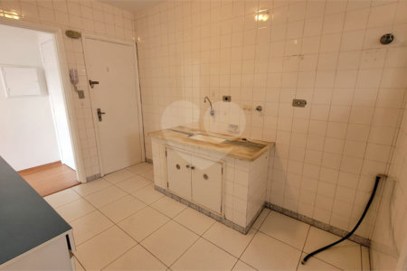 Apartamento à venda com 2 quartos em Santo Amaro, São Paulo, SP