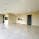 Indaiatuba - Condomínio Milano - Sobrado - 350 m² de terreno - 240 m² de área construída - 4 vagas de garagem, sendo 2 cobertas - Salas de estar e jantar integradas - 3 suítes com closet e varanda no pavimento superior - Escritório no térreo - Espaço gourmet com churrasqueira - Banheiro externo