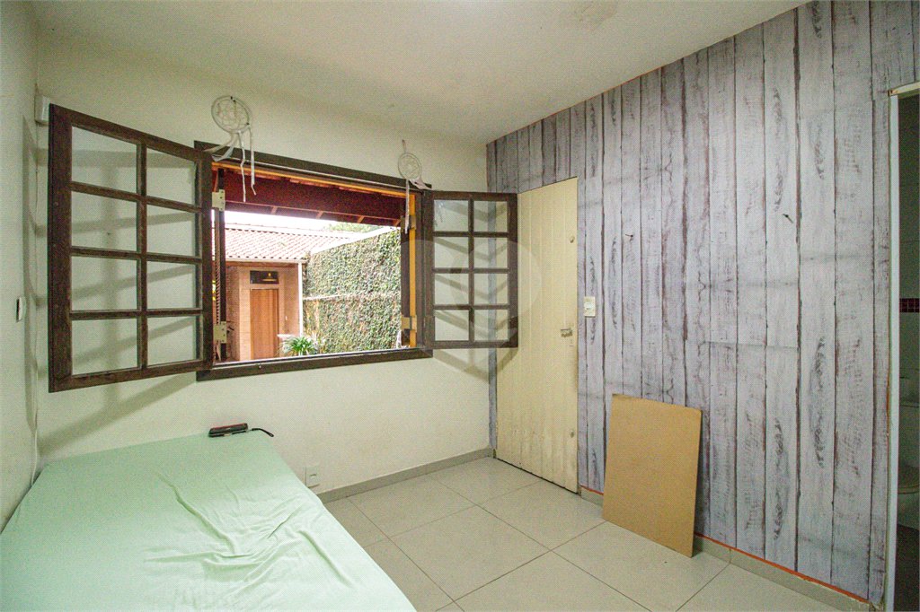 Sobrado à venda com 3 quartos, sendo 1 suíte, em Chácara Monte Alegre, São Paulo, SP