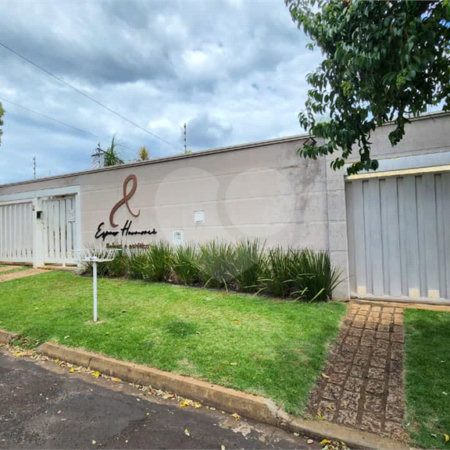 Casa à venda com 3 suítes em Vila Harmonia, Araraquara, SP